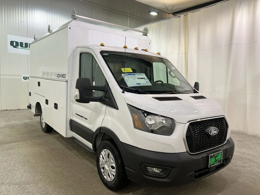 New 2026 Oxford White Ford Cutaway image 3