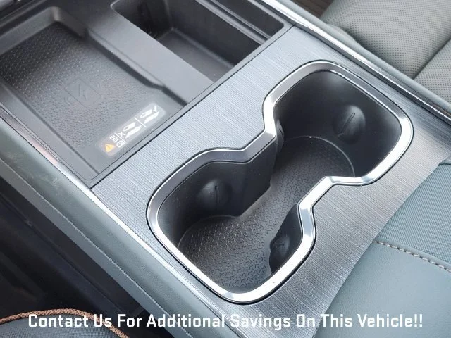 2027 GMC Acadia AT4 - Photo 15