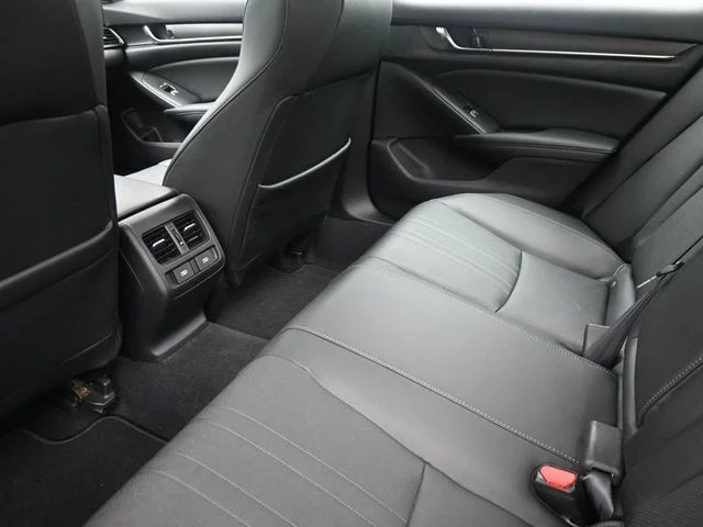 2021 Honda Accord Hybrid EX-L - Photo 21