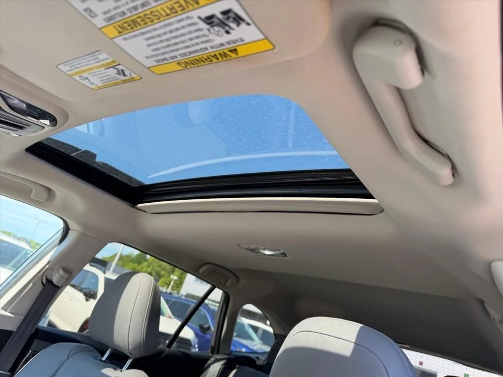 Used 2020 Silver Subaru Limited image 18