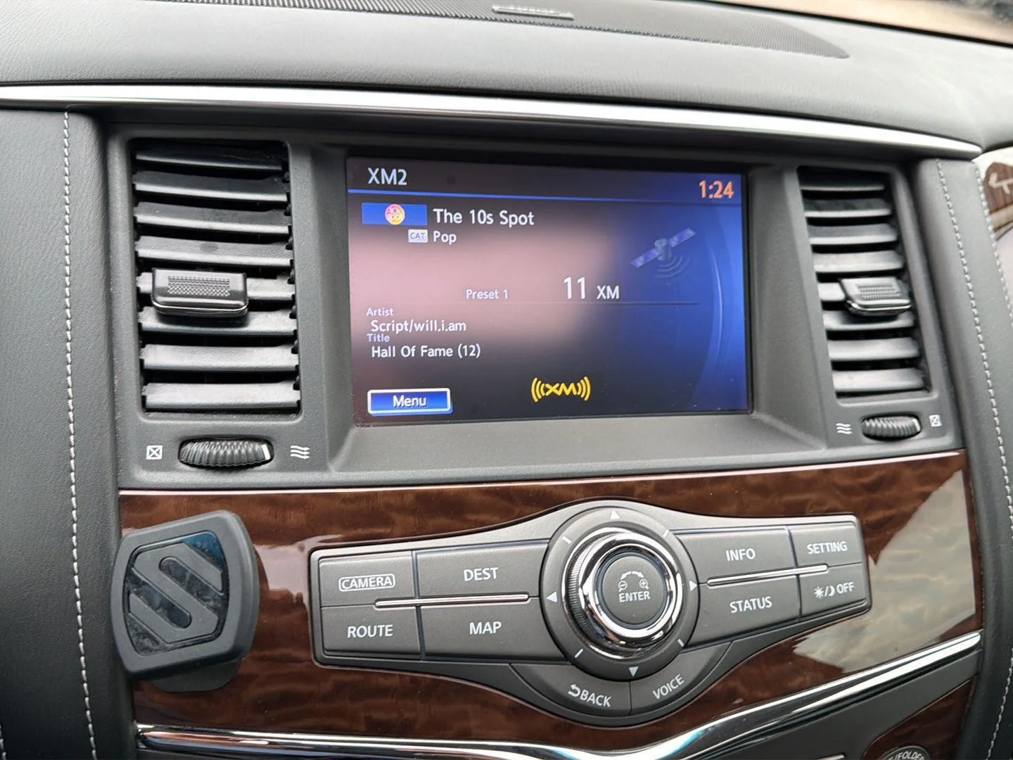 Used 2017 Forged Copper Nissan Platinum image 32