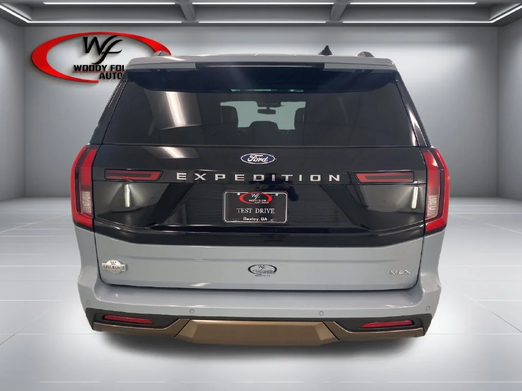 New 2027 Glacier Gray Metallic Tri-Coat Ford MAX King Ranch® image 7