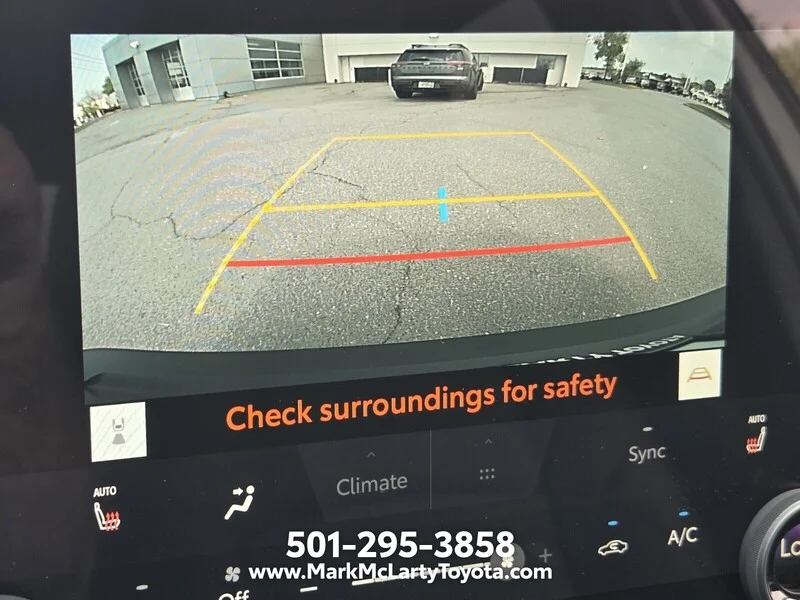 Used 2026 Overcast TOYOTA SE AWD image 19