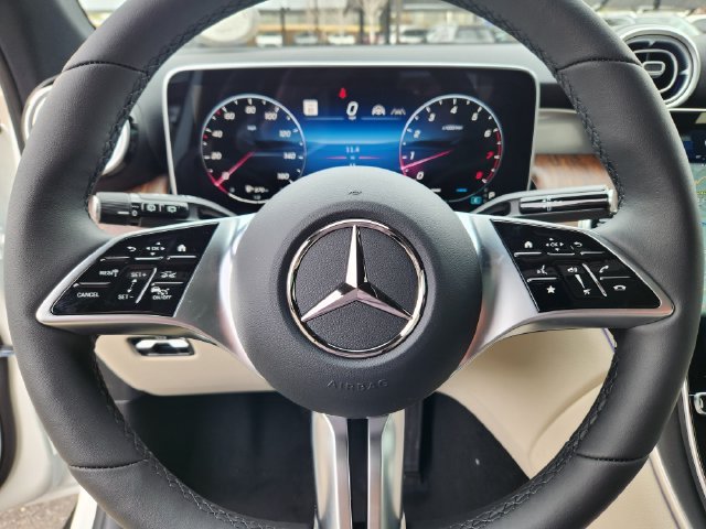 Used 2026 Polar White Mercedes-Benz GLC 300 image 18