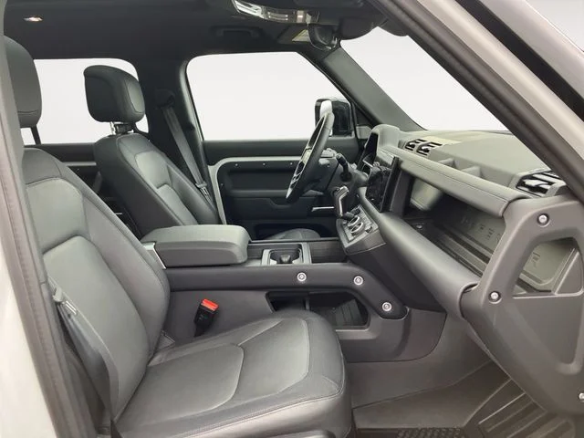 Used 2024 White Land Rover Outbound image 15