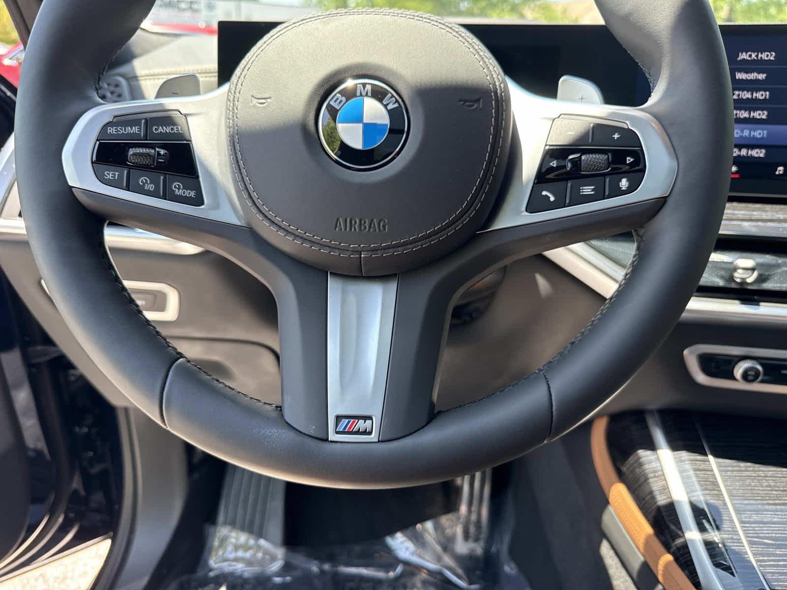 New 2026 Tanzanite Blue II Metallic BMW xDrive40i image 18