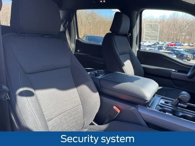 New 2026 Oxford White Ford XLT image 25