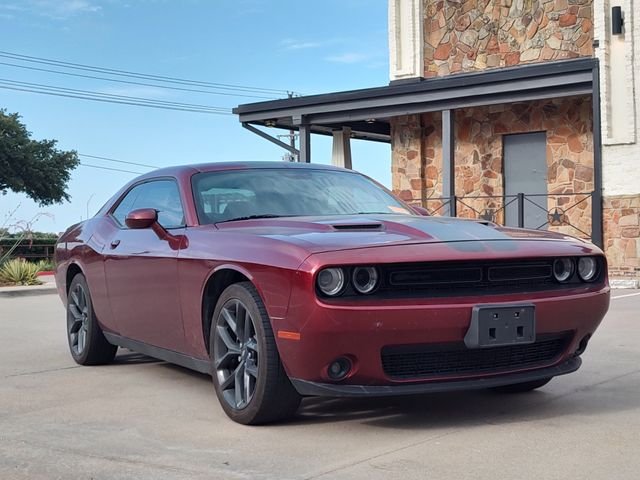 2023 Dodge Challenger SXT Auto's photo