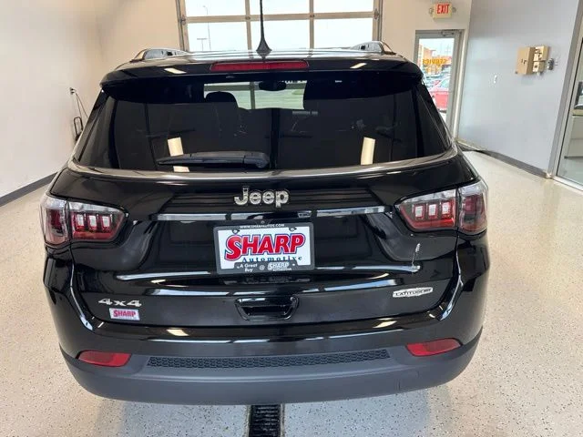 2023 Jeep Compass Latitude Lux - Photo 7