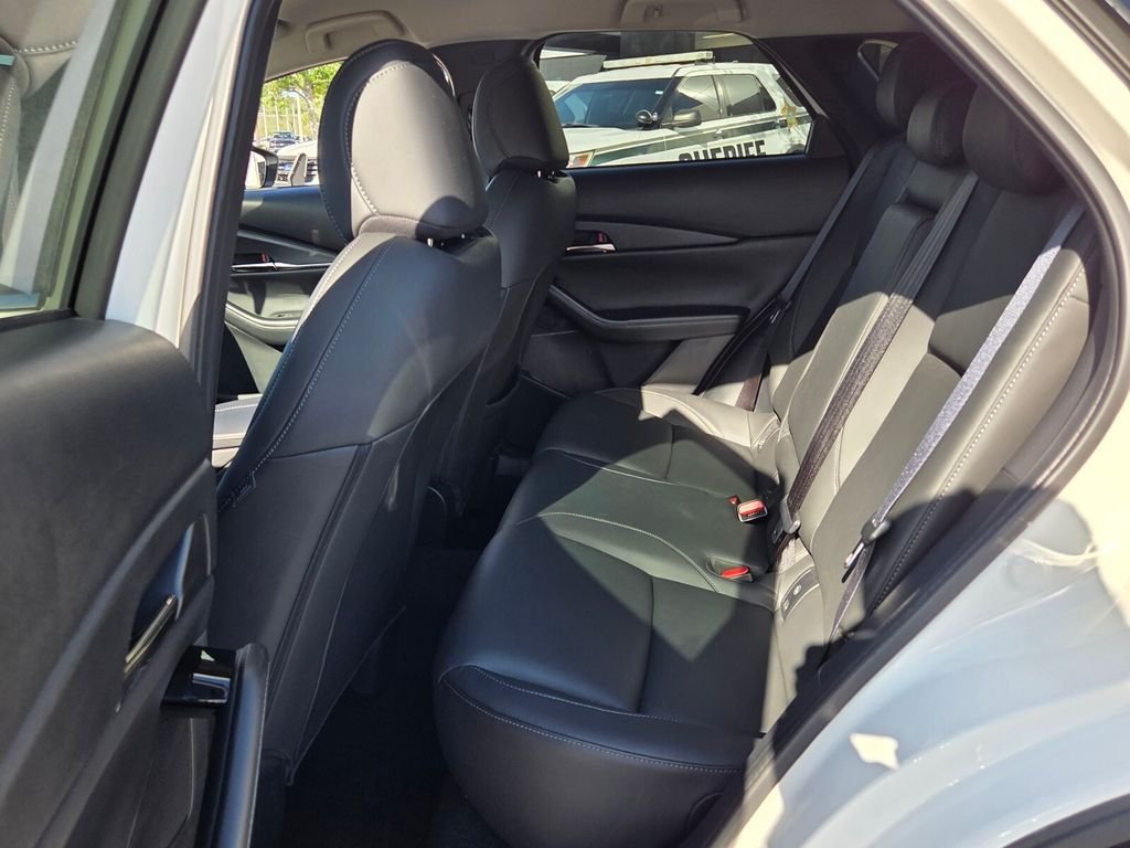 Used 2023 White Mazda 2.5 S Preferred Package image 5