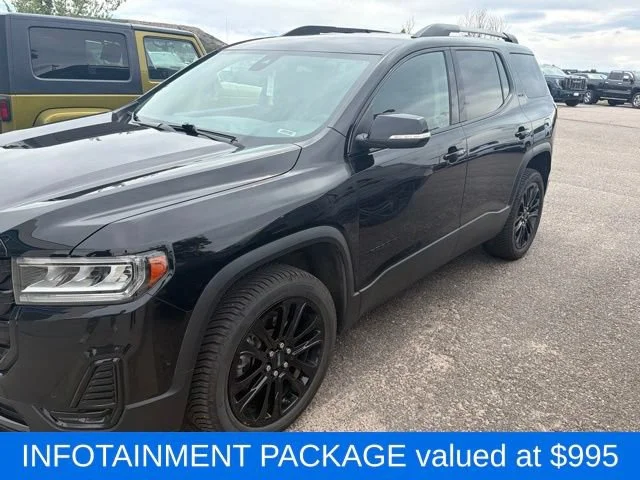 Used 2023 EBONY TWILIGHT METALLIC GMC SLE image 6