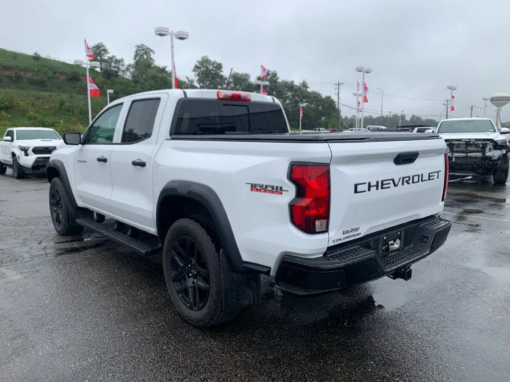 Used 2023 White Chevrolet Trail Boss image 5