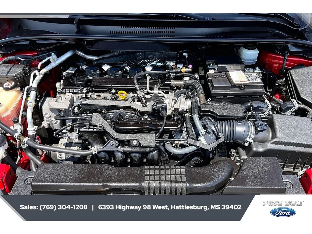 Used 2020 Barcelona Red Metallic Toyota SE image 8