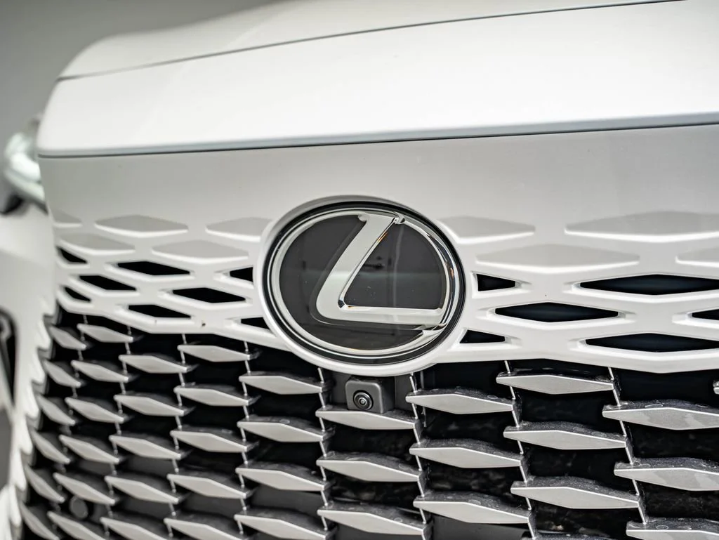 New 2026 Eminent White Pearl Lexus 350 Luxury image 12