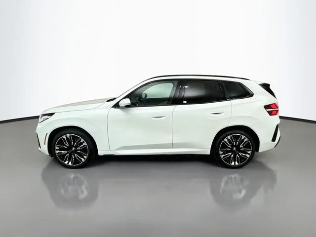 Used 2025 White BMW 30 xDrive image 4