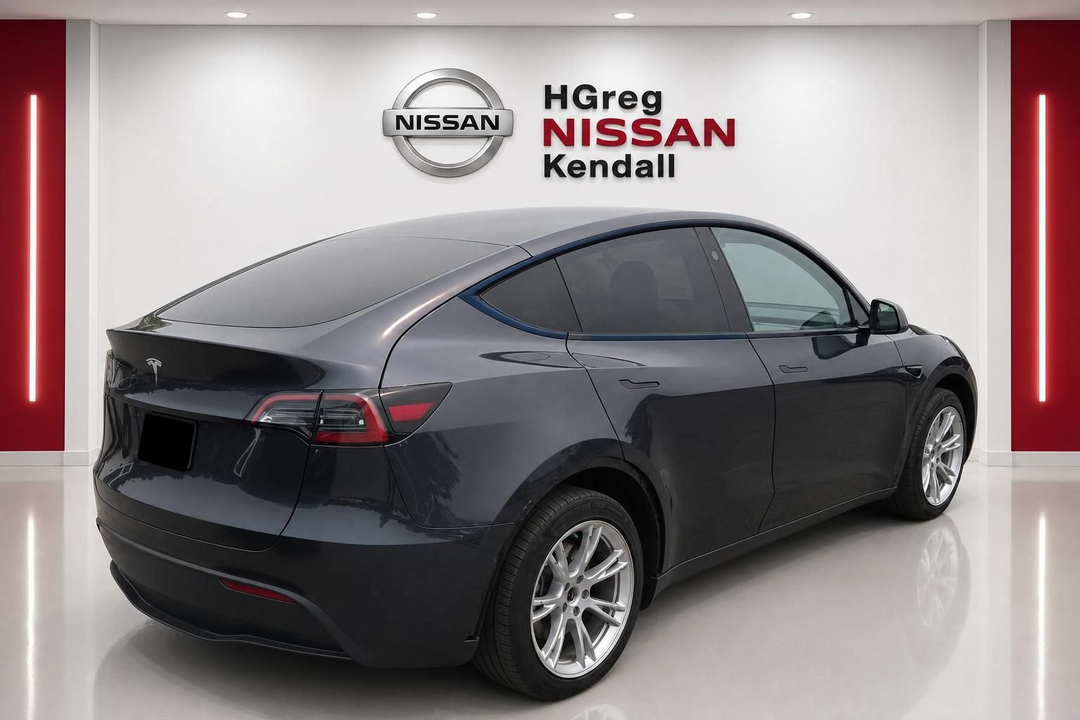Used 2024 Black Tesla Long Range image 4