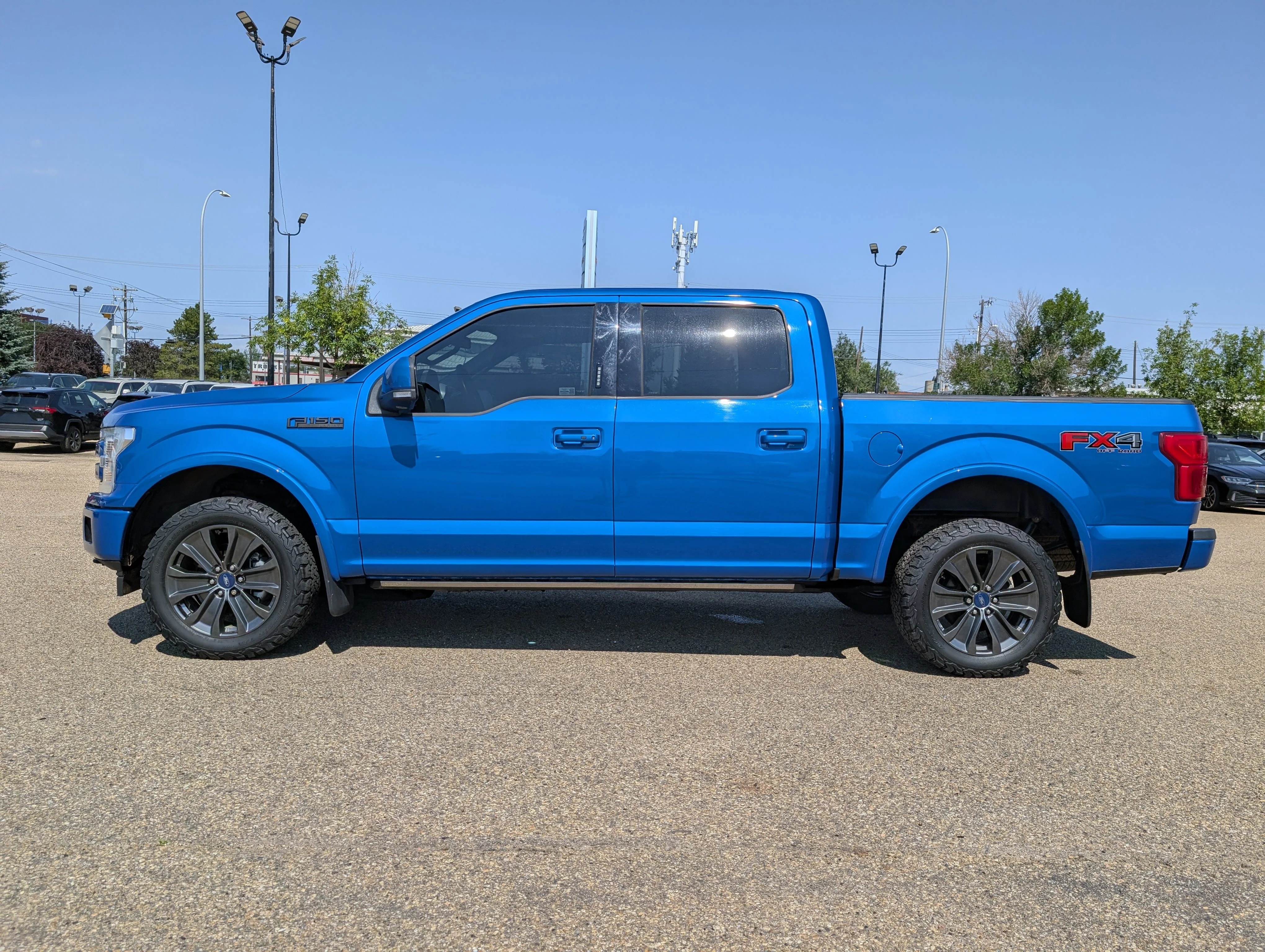 Used 2019 Blue Ford XL 4WD SuperCrew 5.5