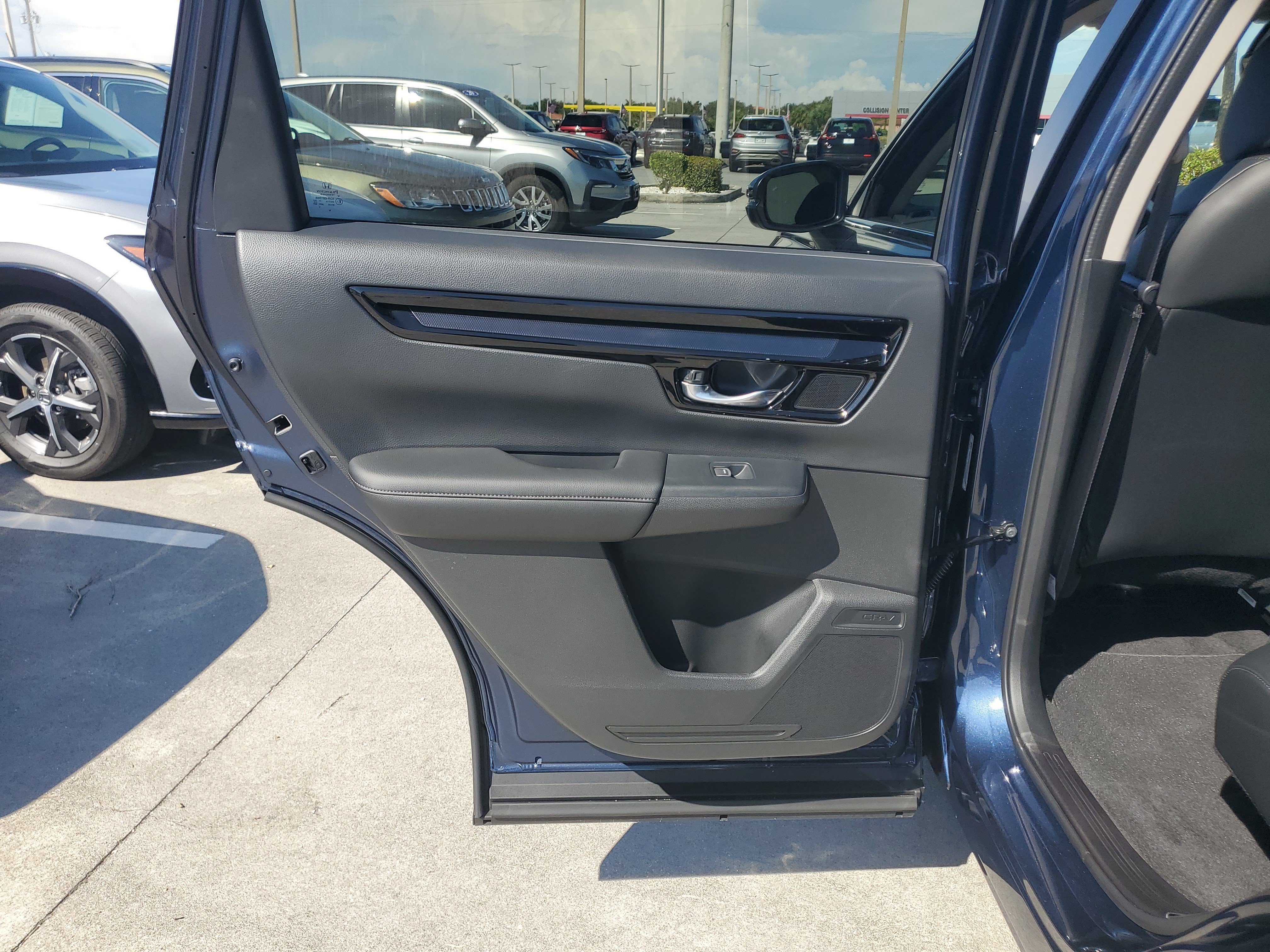 Used 2025 Blue Honda EX-L image 12