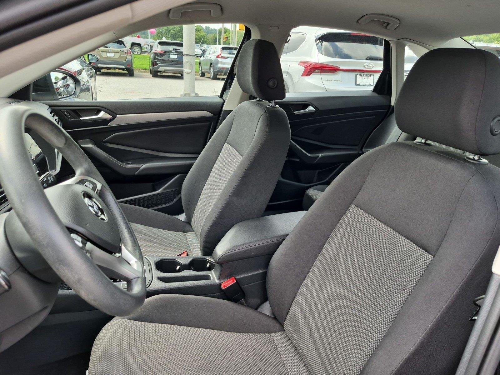Used 2020 Black Uni Volkswagen S image 18