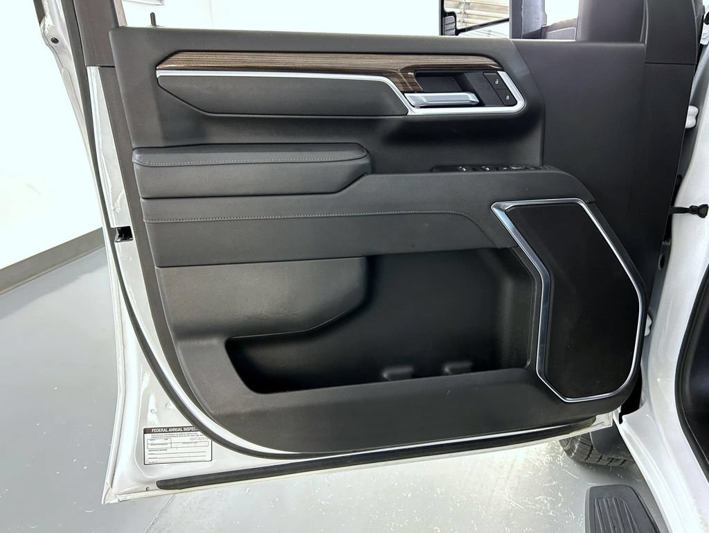 2025 Chevrolet Silverado 2500HD LT - Photo 10