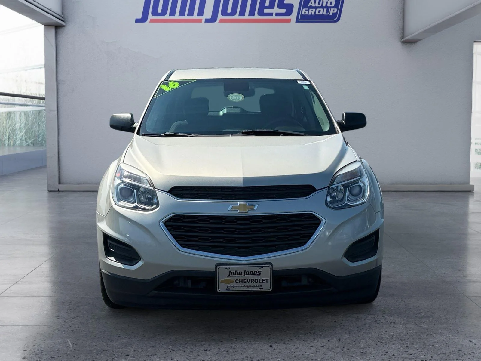 Used 2016 CHAMPAGNE SILVER METALLIC Chevrolet LS image 8