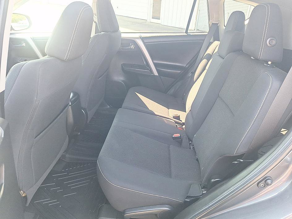 Used 2018 Magnetic Gray Metallic Toyota Adventure image 12
