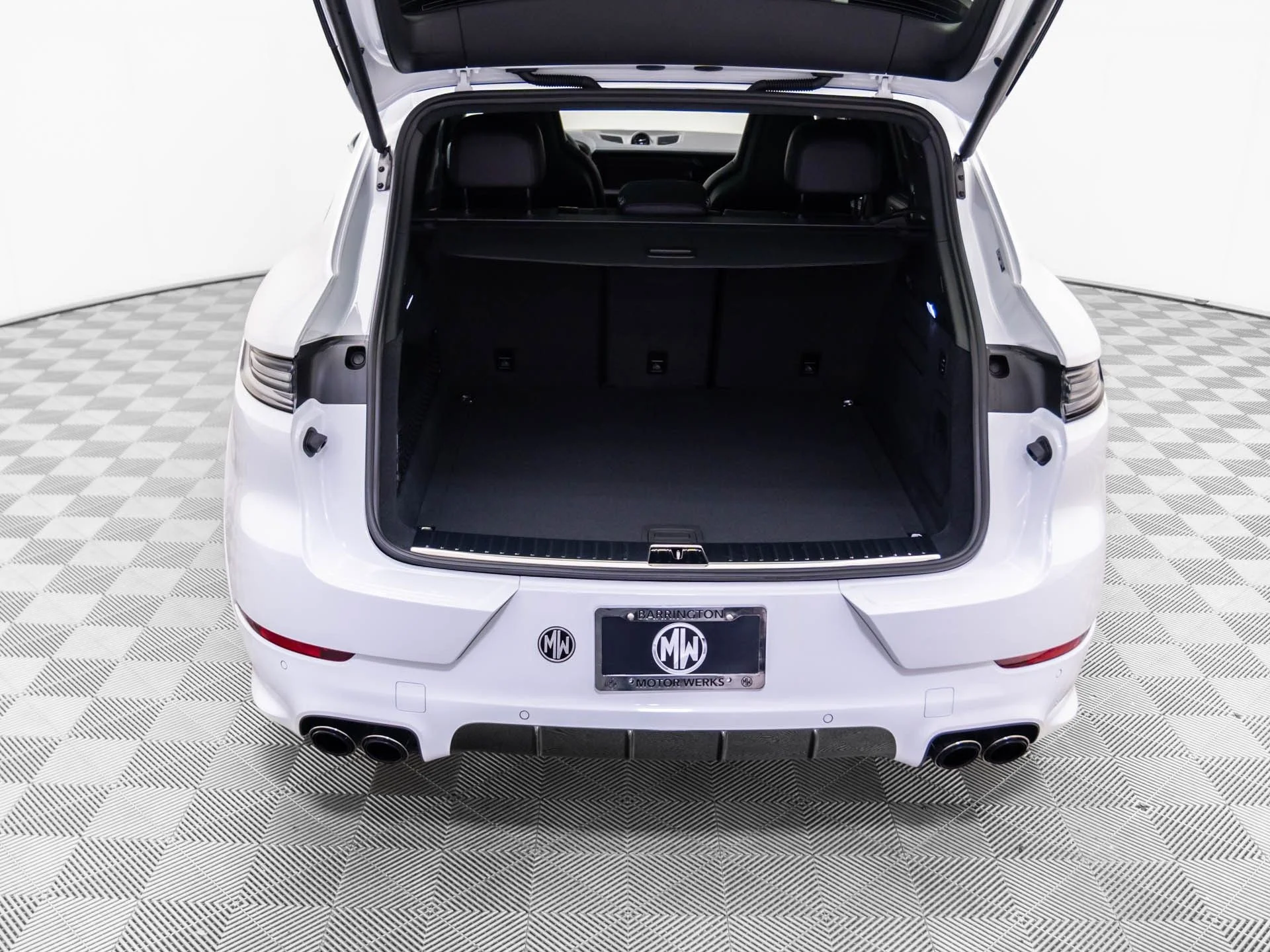 Used 2026  Porsche GTS image 31