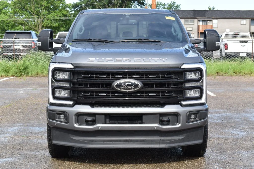 Used 2024 Gray Metallic Ford Lariat image 2