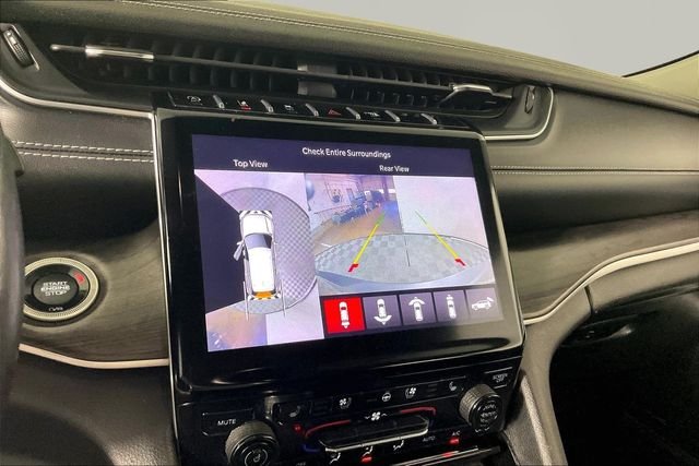 Used 2022 Gray Jeep Limited image 12