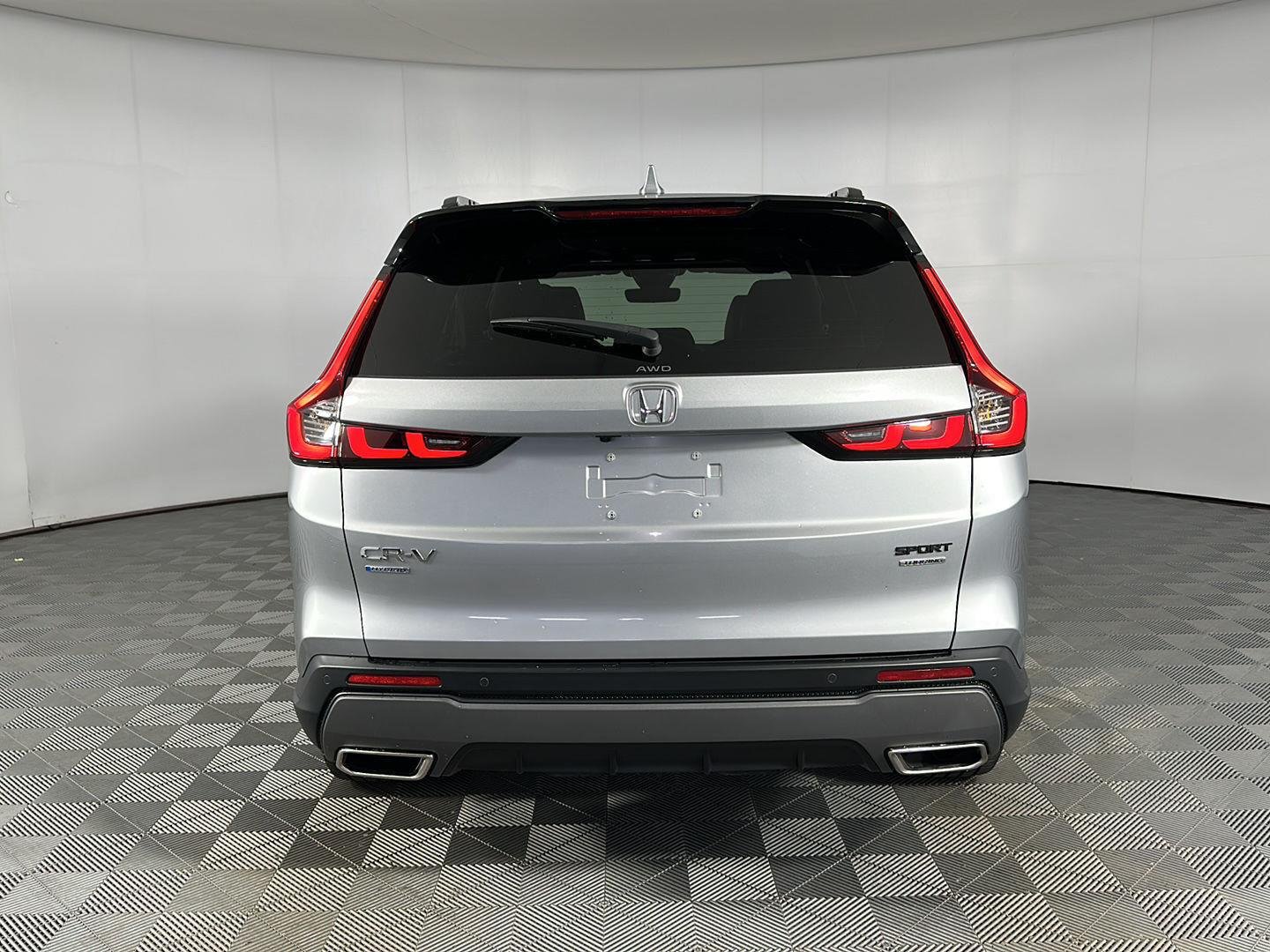 Used 2024 Lunar Silver Metallic Honda Sport Touring image 22