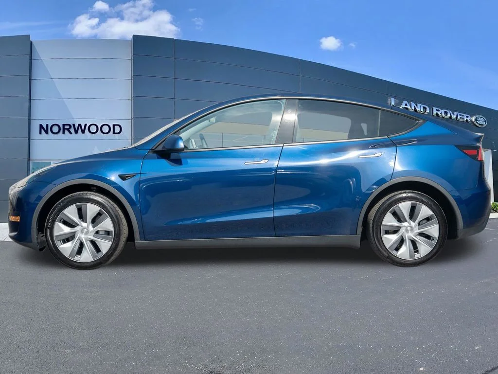 Used 2023 Blue Tesla Long Range image 7