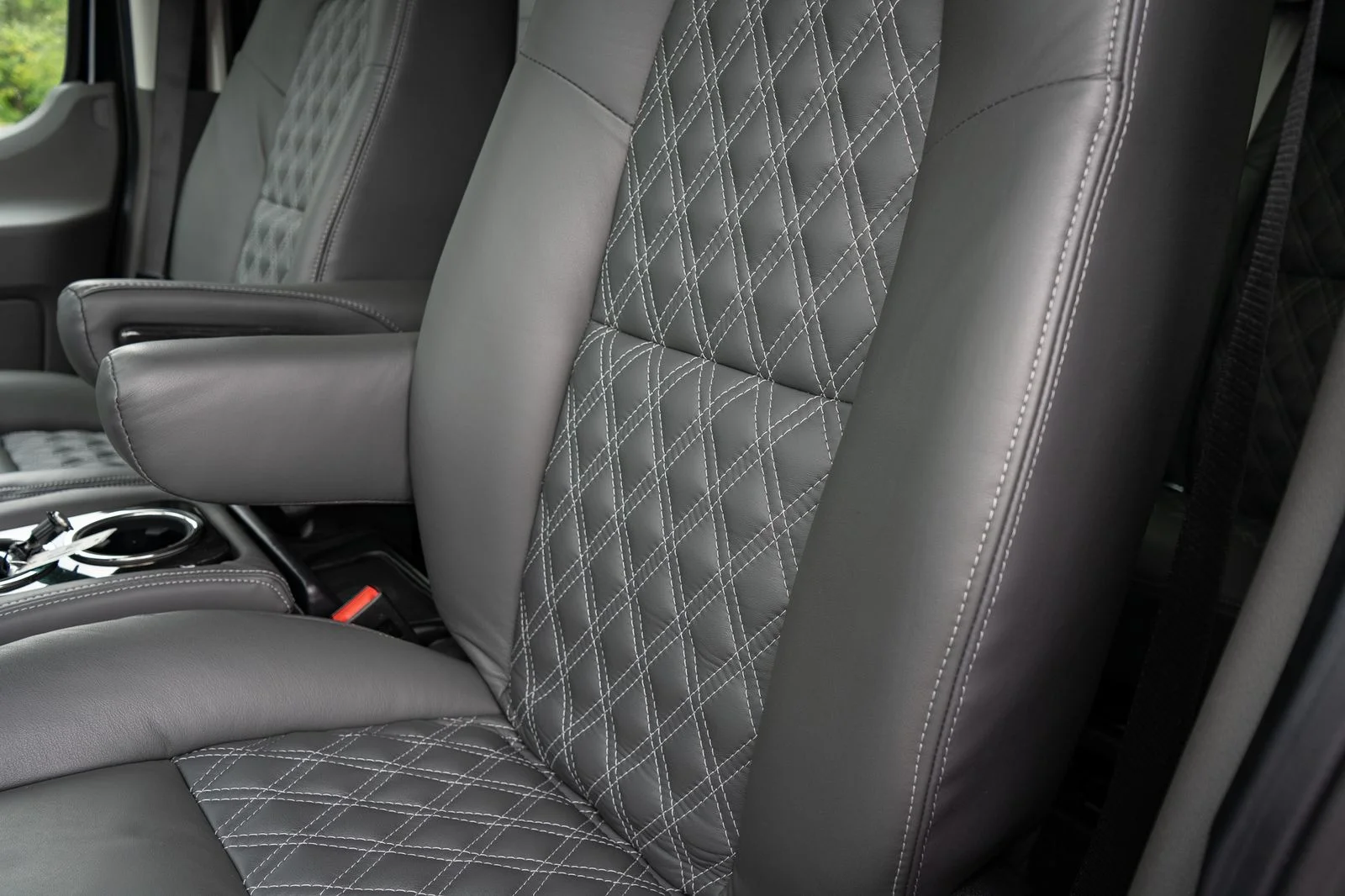 New 2026 Black Ford Explorer Edition Trail Package image 27