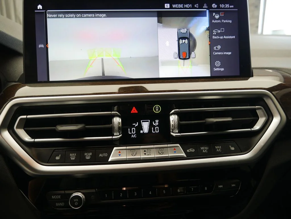 Used 2023 Jet Black BMW xDrive30i image 42