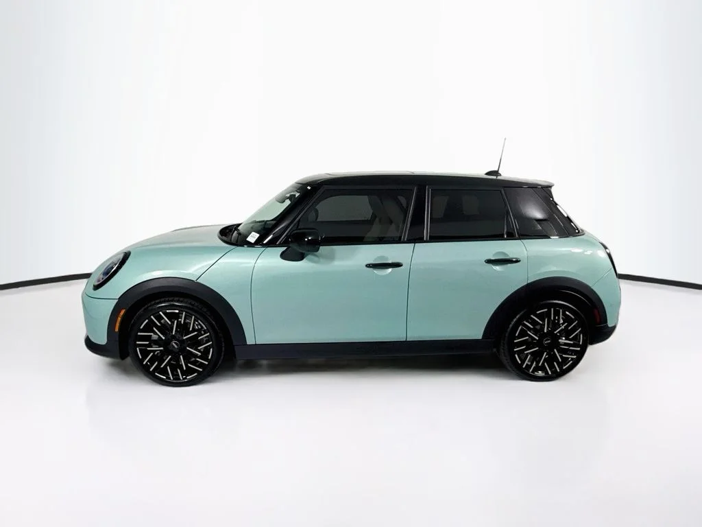 New 2027 Ocean Wave Green Metallic MINI Iconic image 8