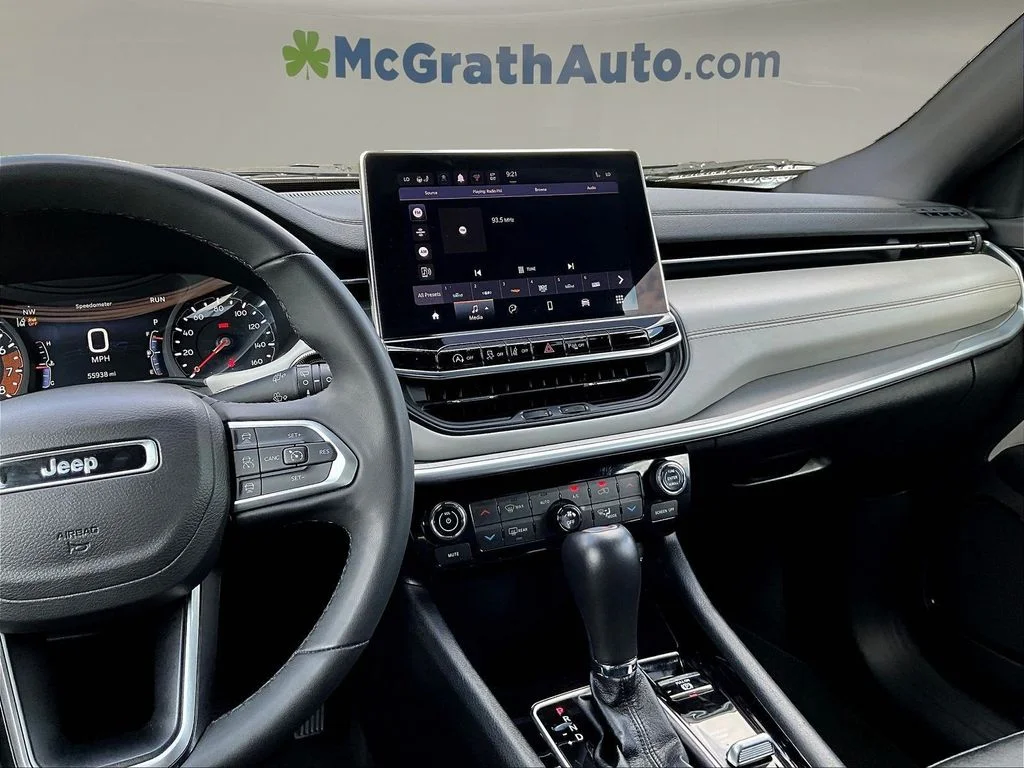 2025 Jeep Compass Limited - Photo 12