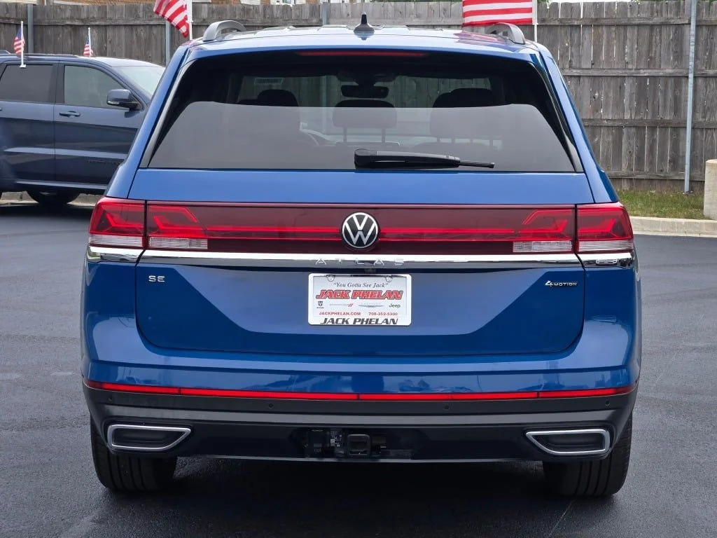 Certified Used 2026 Black Volkswagen 2.0T SE w/Technology image 12