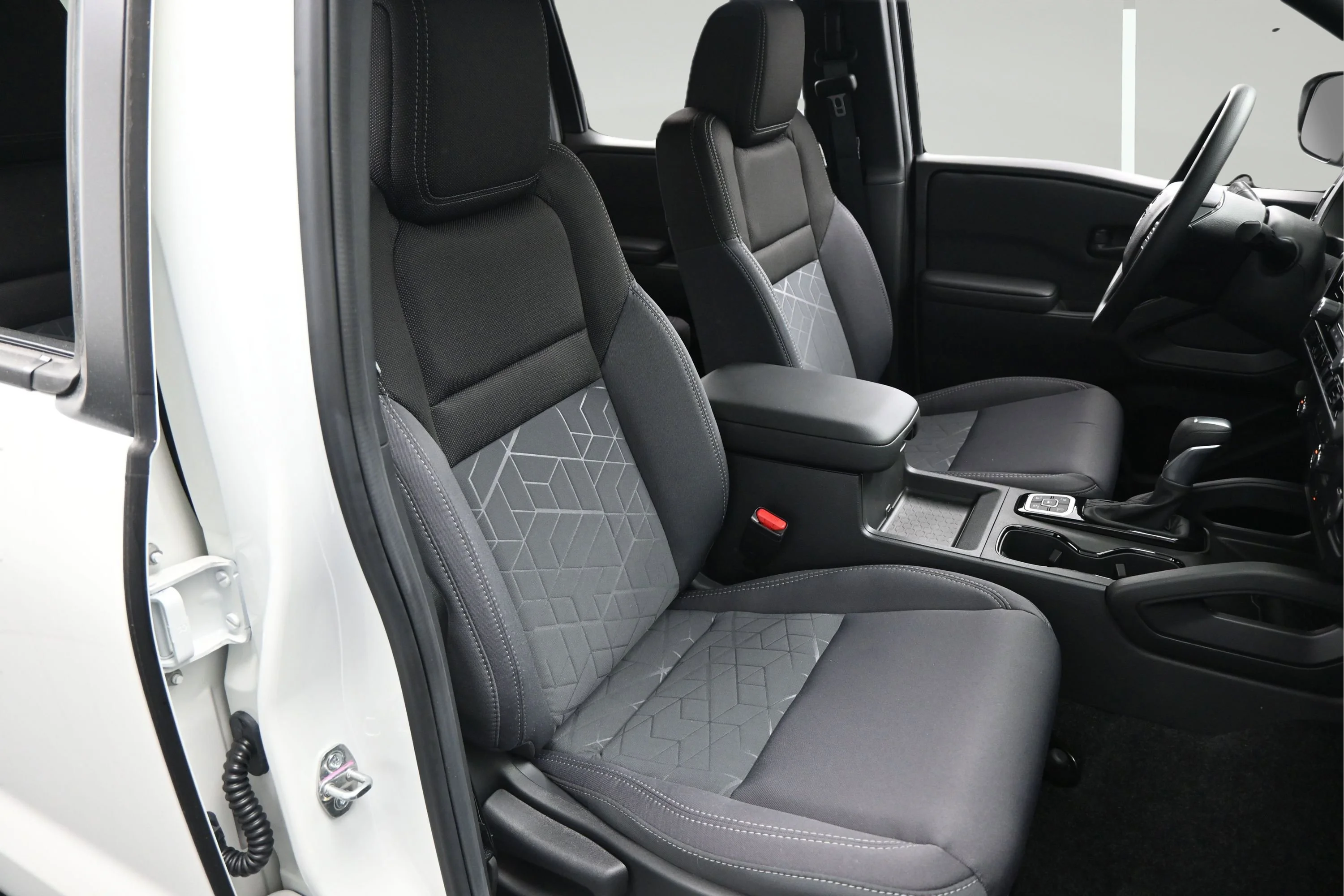 New 2026 Glacier White Nissan Crew Cab SV image 14