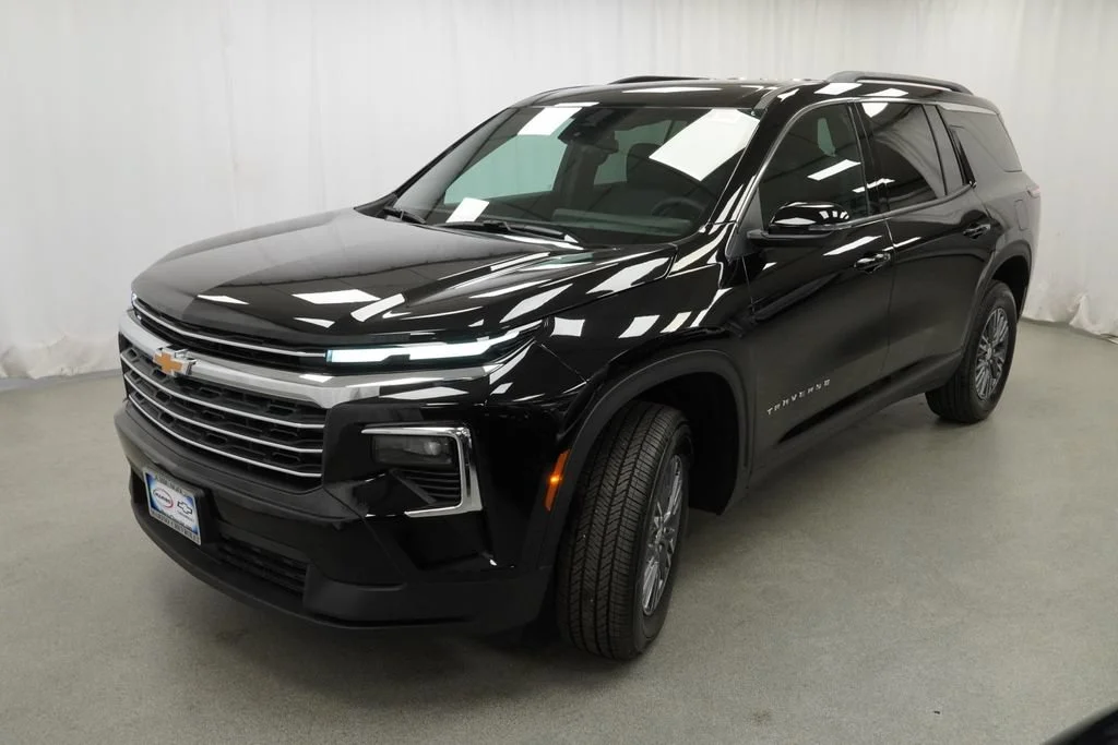 New 2026 Mosaic Black Metallic Chevrolet LT image 3