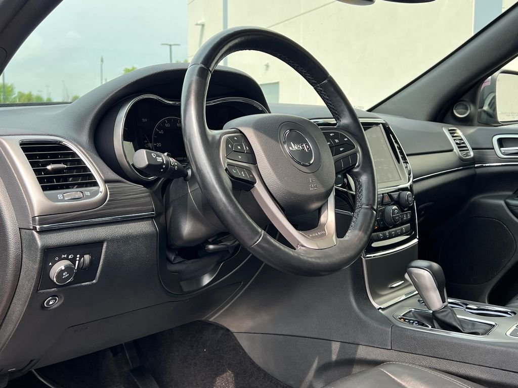 Used 2022 Red Jeep Limited image 14