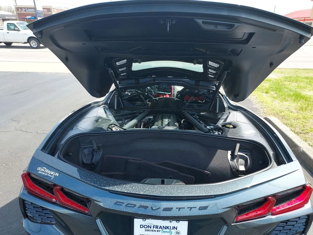 Used 2020 Gray Chevrolet Stingray image 28
