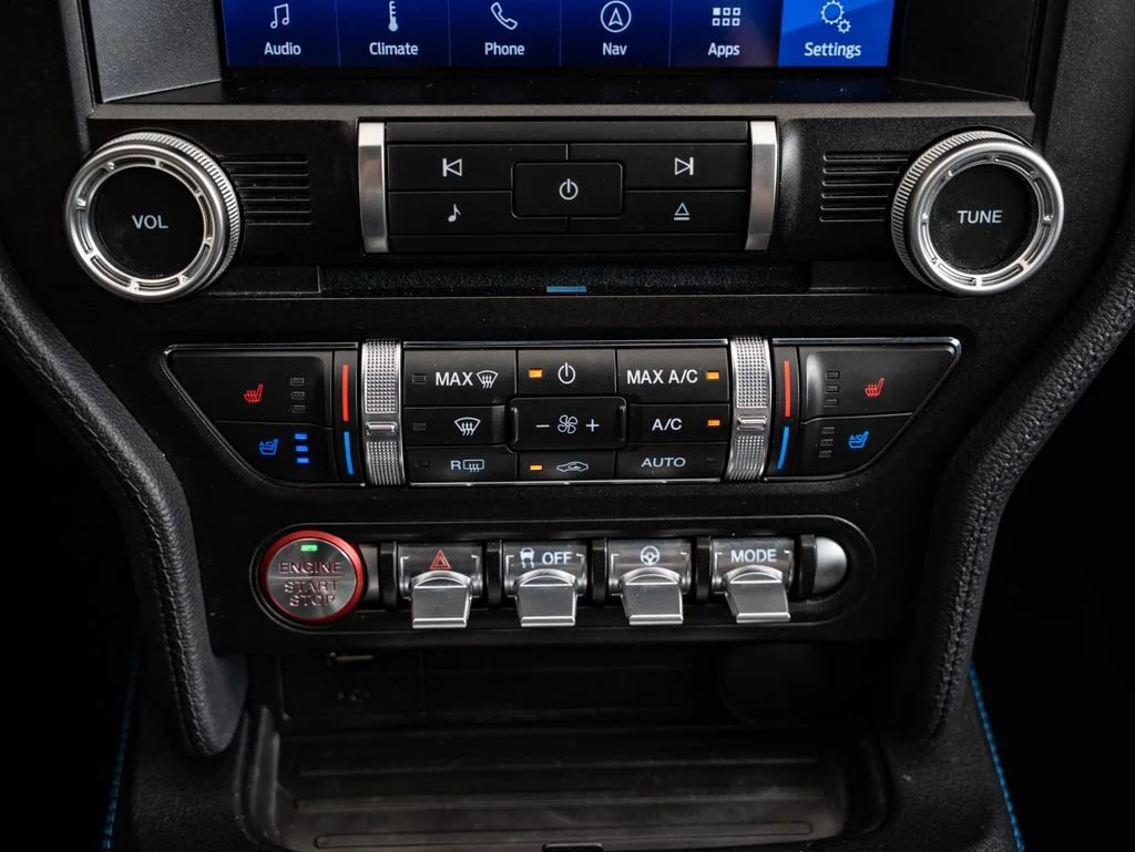 Used 2021 Velocity Blue Metallic Ford GT Premium image 41