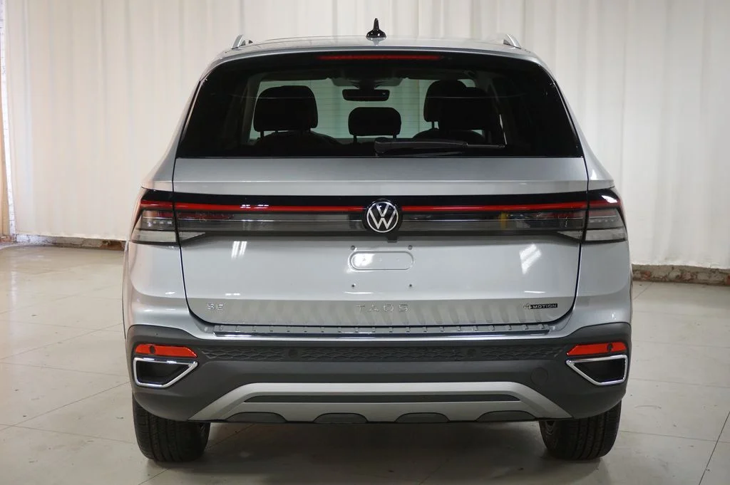 New 2026 Silver Volkswagen 1.5T SE image 6
