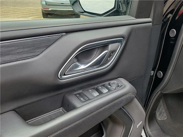 Used 2024 Black GMC SLT 4x2 image 11