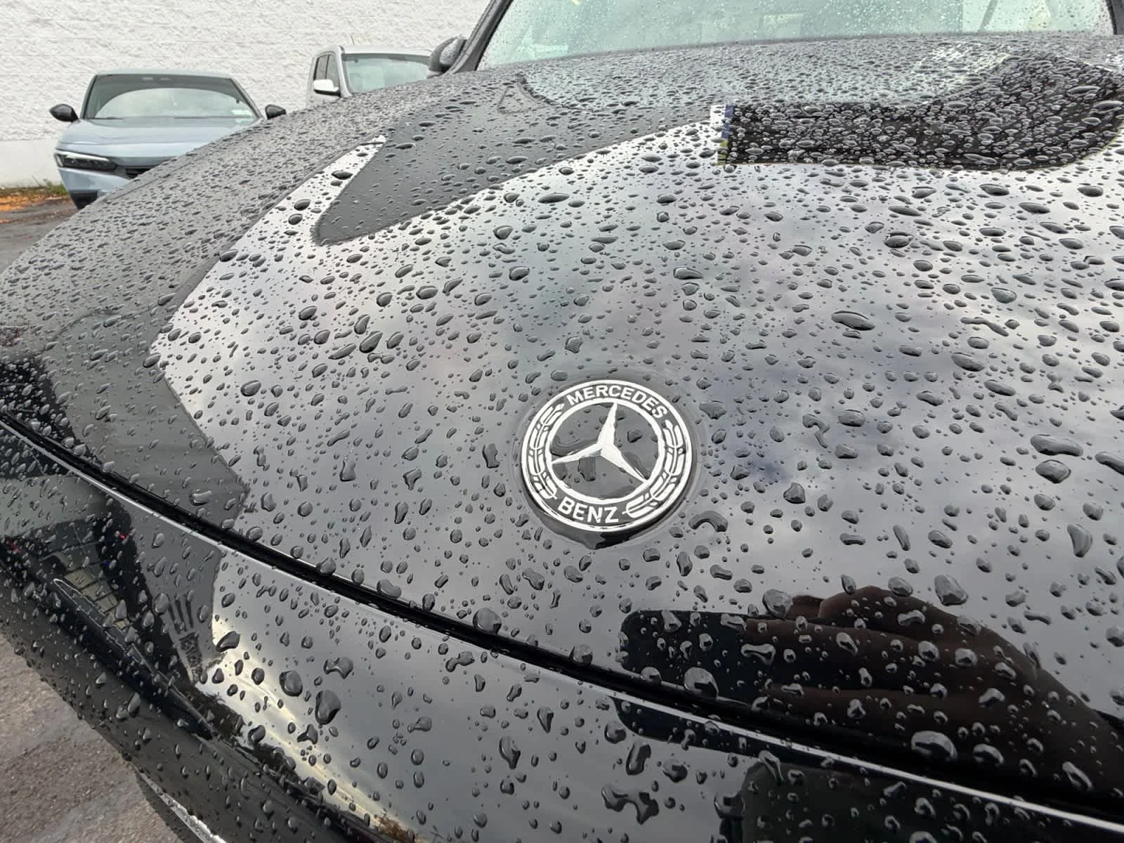 Used 2024 Night Black Mercedes-Benz GLB 250 image 30