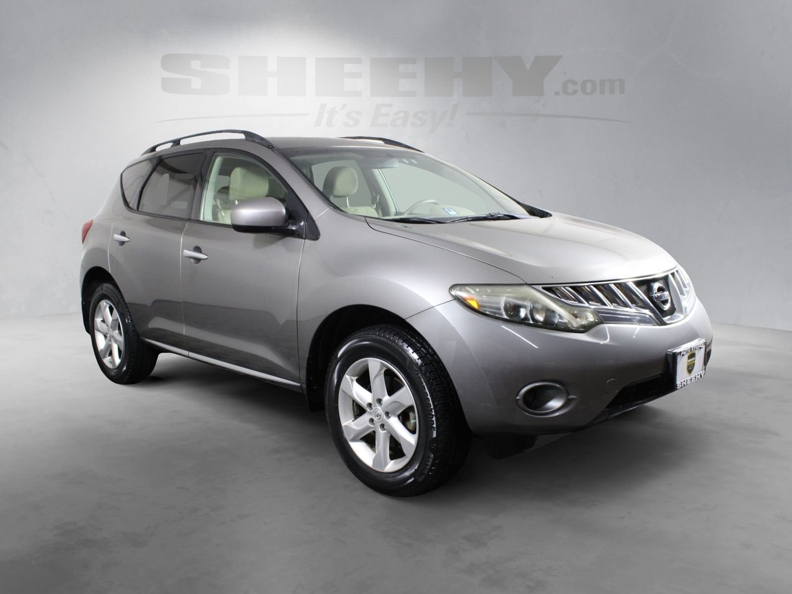 Used 2009 Gray Nissan S image 2