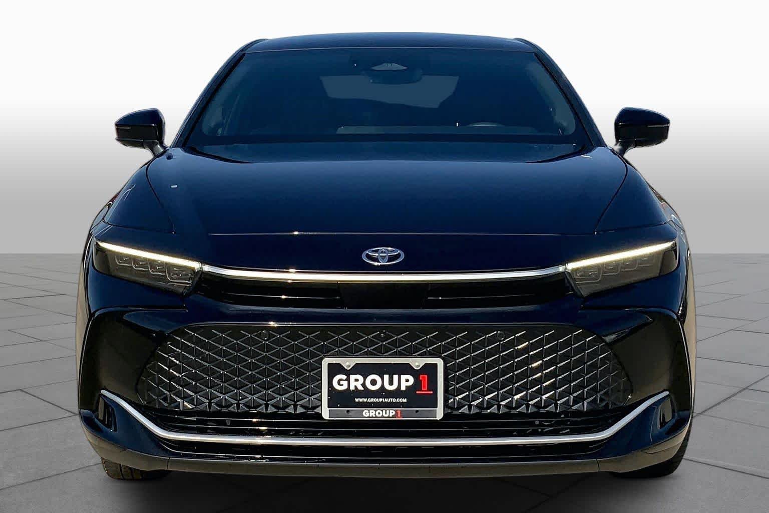 Used 2025 Black Toyota Limited image 4