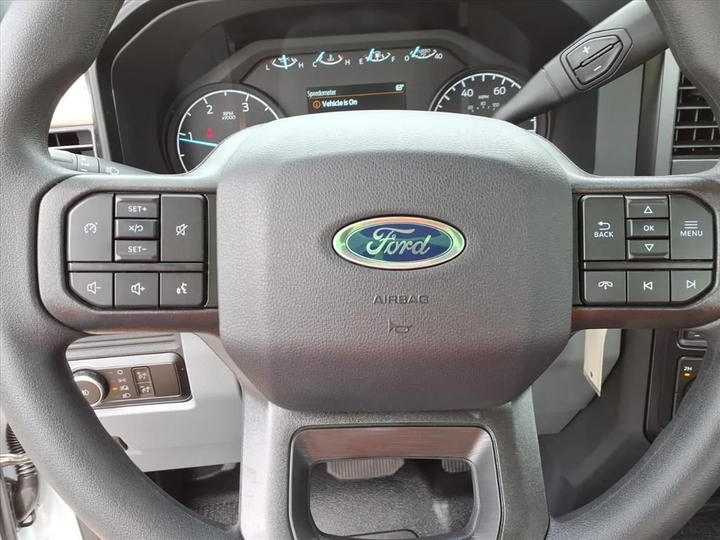 New 2026 Oxford White Ford F-450® XL image 21