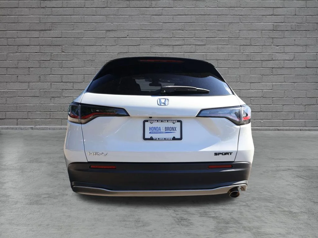 Used 2023 Platinum White Pearl Honda Sport image 11