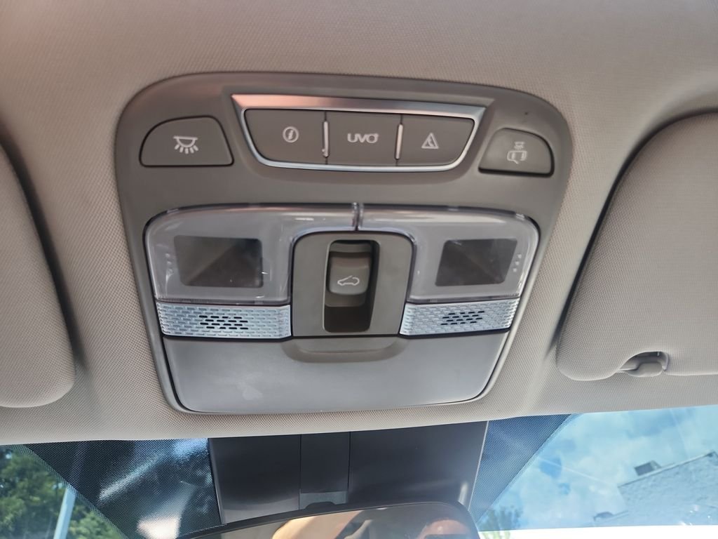 Certified Used 2022 Black Kia S image 24