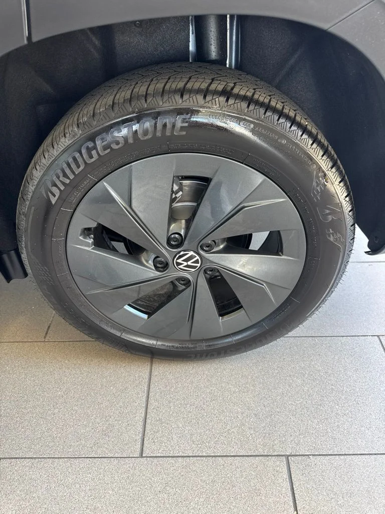 New 2026 Silver Volkswagen 1.5T S image 18